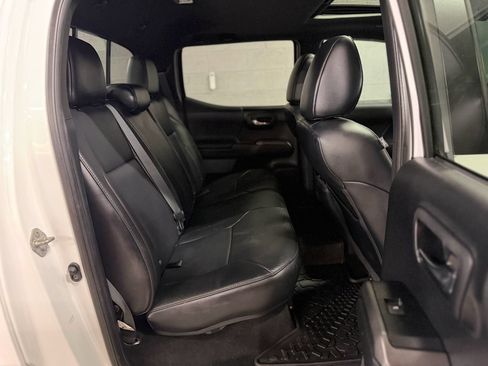 Used 2019 Toyota Tacoma TRD Pro AWD/4WD image 22