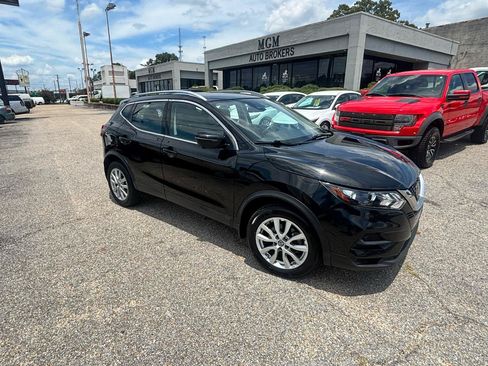 Used 2022 Nissan Rogue Sport SV w/ Technology Package AWD/4WD image 38
