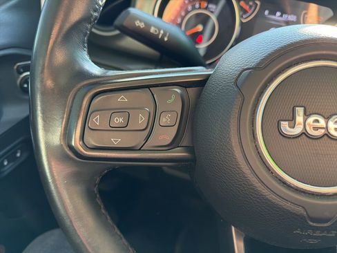 Used 2019 Jeep Wrangler Unlimited Sport S image 13