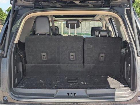 Used 2019 Ford Expedition Platinum RWD image 32