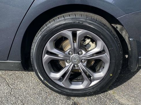 Used 2023 Honda Accord EX image 8
