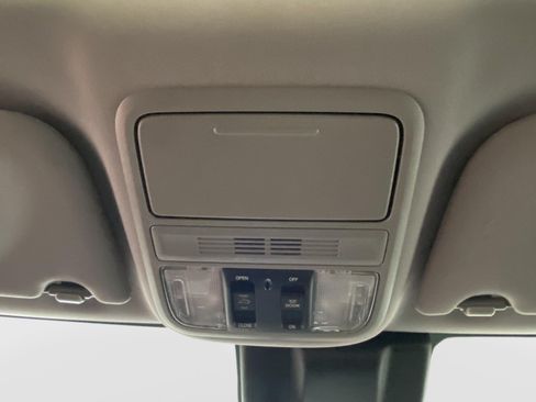 Used 2019 Honda Odyssey EX-L image 22