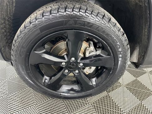 Certified 2023 Jeep Grand Cherokee Altitude image 2