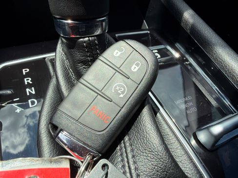New 2026 Jeep Compass Latitude AWD/4WD image 26