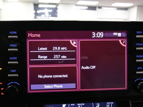 Used 2021 Toyota Sienna LE FWD image 14