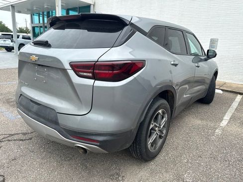Used 2023 Chevrolet Blazer LT AWD/4WD image 4