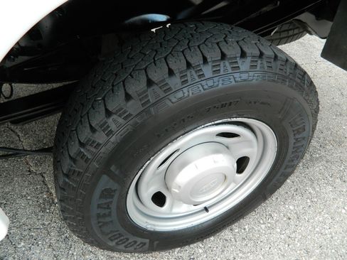 Used 2019 Ford F350 XL w/ Power Equipment Group AWD/4WD image 13