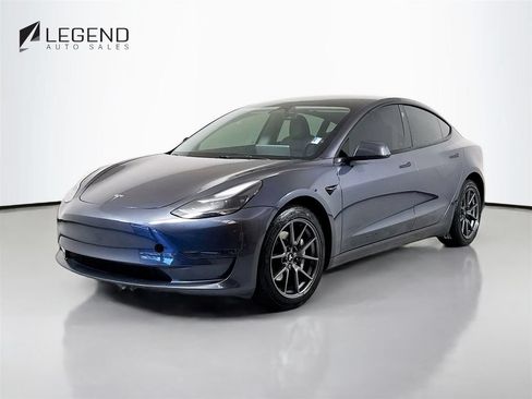 Used 2023 Tesla Model 3 Standard Range RWD image 1