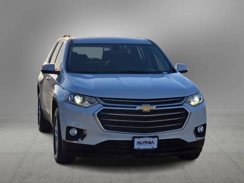 Used 2021 Chevrolet Traverse LT FWD image 3