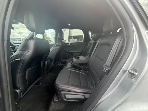 Used 2024 Ford Escape ST-Line w/ Tech Pack #1 AWD/4WD image 13