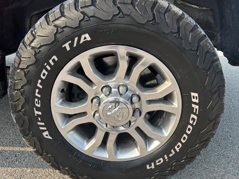 Used 2014 RAM 2500 Laramie AWD/4WD image 17