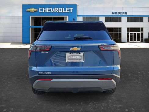 New 2026 Chevrolet Equinox LT FWD image 4