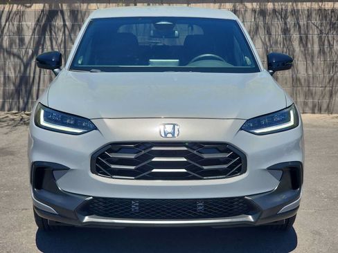 Used 2023 Honda HR-V Sport image 3