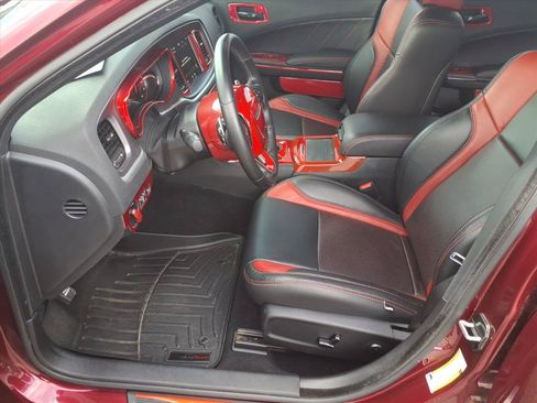 Used 2020 Dodge Charger R/T w/ Blacktop Package RWD image 5