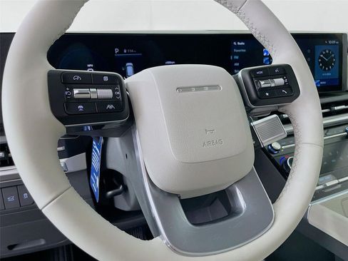 New 2026 Hyundai Santa Fe SE FWD image 9