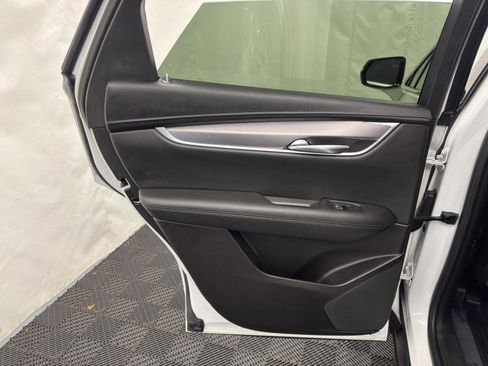 Used 2023 Cadillac XT5 Luxury image 24