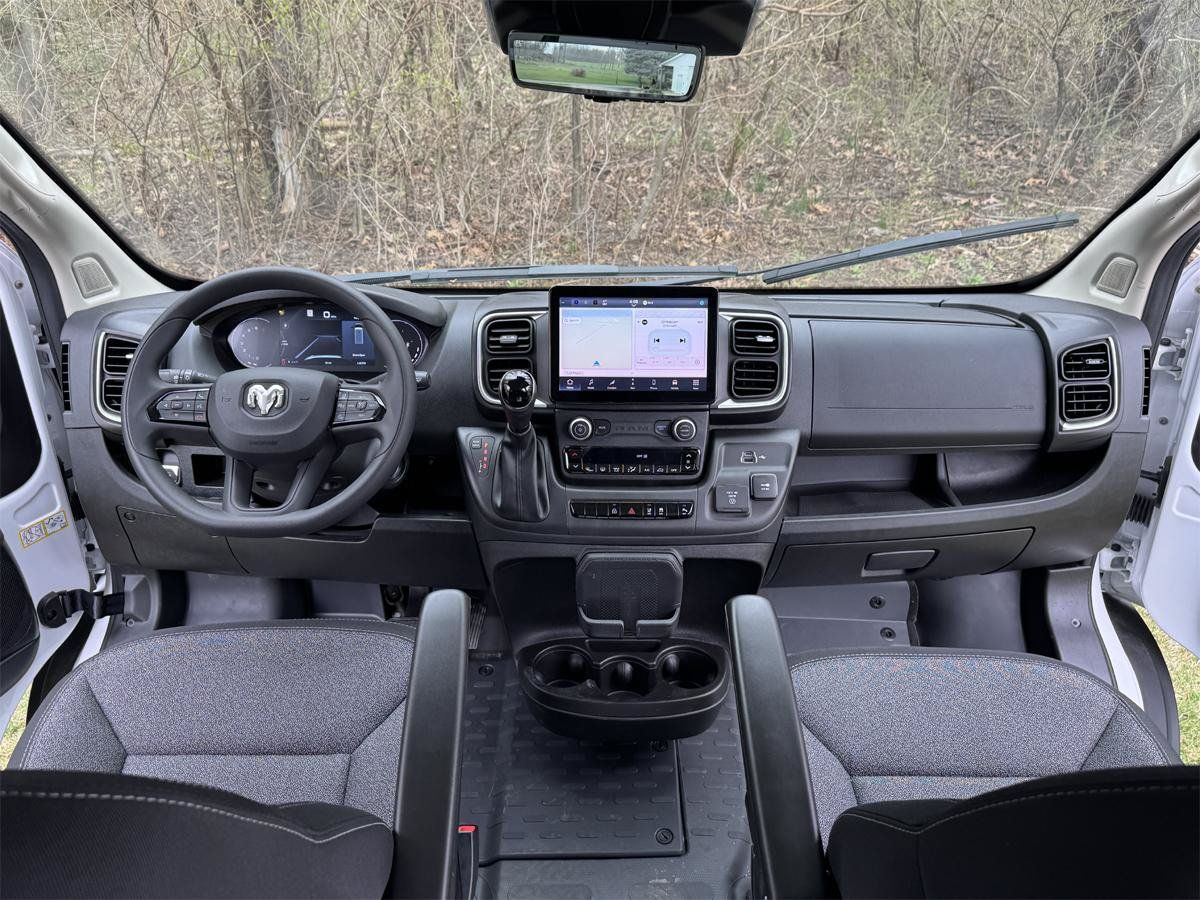 Used 2024 RAM ProMaster 3500 FWD image 4