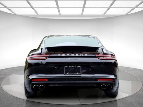 Used 2018 Porsche Panamera w/ Premium Package Plus image 7