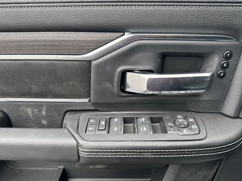 New 2026 RAM 2500 Laramie w/ Night Edition AWD/4WD image 10