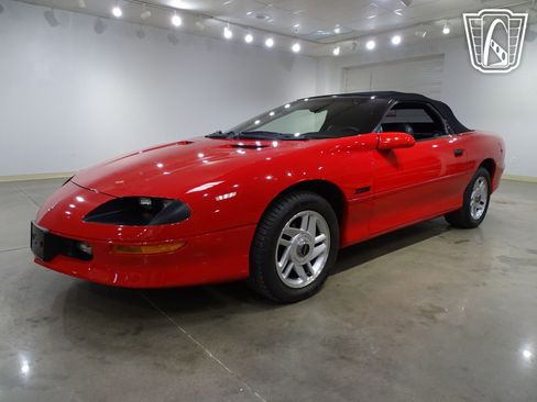Used 1995 Chevrolet Camaro Z28 image 3