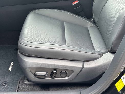 Certified 2025 Lexus RX 350 Premium w/ Accessory Package (Z1) image 21