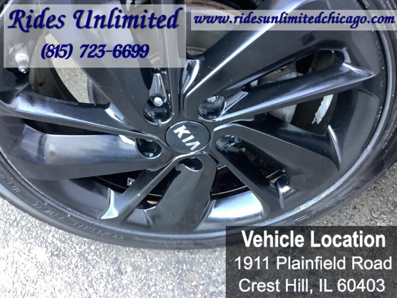 Used 2019 Kia Niro S Touring FWD image 19