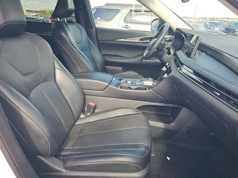 Used 2023 INFINITI QX60 Luxe w/ Vision Package AWD/4WD image 10