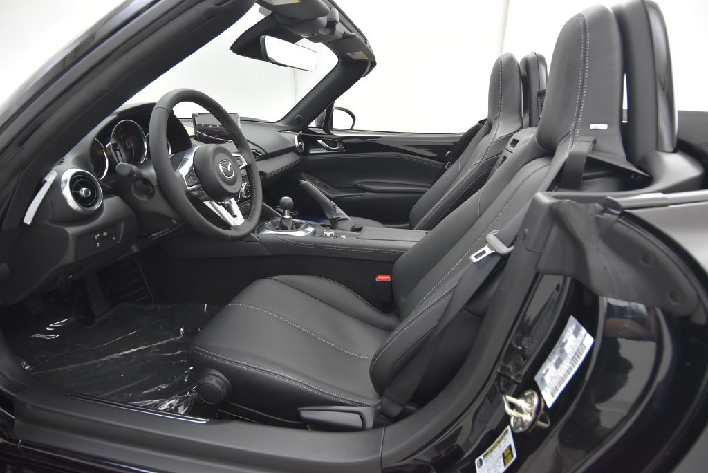 New 2026 MAZDA MX-5 Miata Grand Touring w/ Weather Package RWD image 24