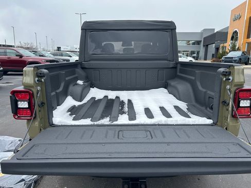 New 2026 Jeep Gladiator Rubicon image 26