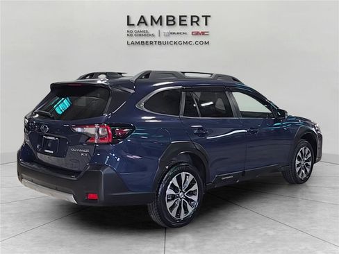 Used 2025 Subaru Outback Limited XT AWD/4WD image 6