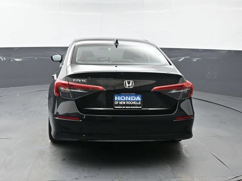 Used 2023 Honda Civic LX image 5