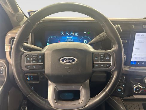 Used 2023 Ford F350 Lariat w/ Tow Technology Package AWD/4WD image 14