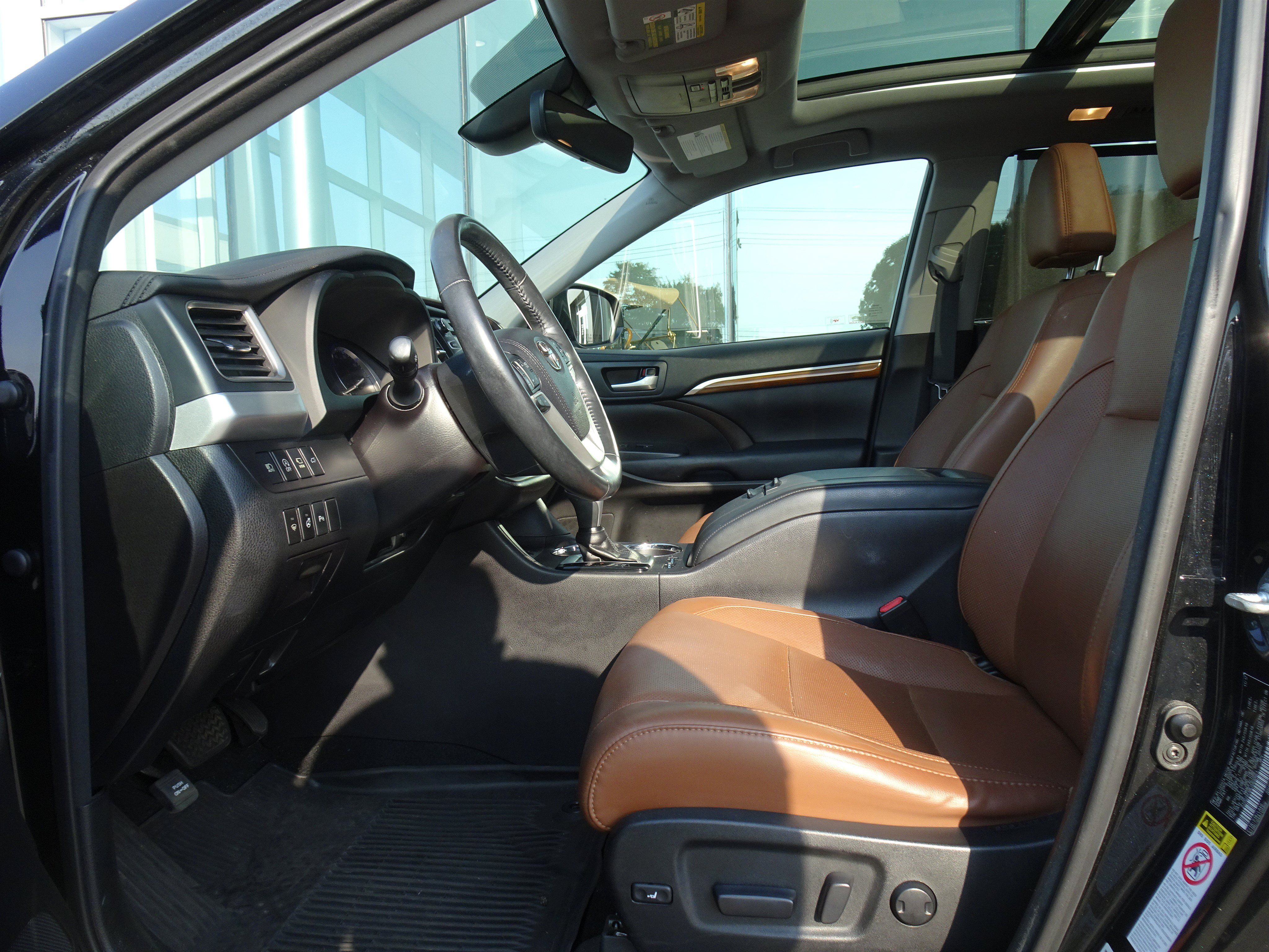 Used 2018 Toyota Highlander Limited Platinum w/ Protection Package #3 AWD/4WD image 8