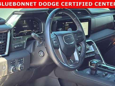 Used 2024 GMC Sierra 1500 Denali Ultimate AWD/4WD image 11