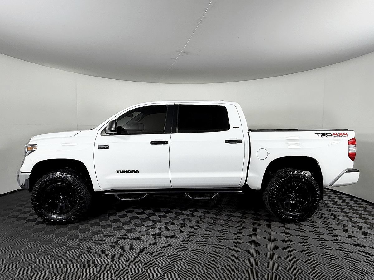 Used 2021 Toyota Tundra SR5 w/ TRD Off-Road Package AWD/4WD image 17