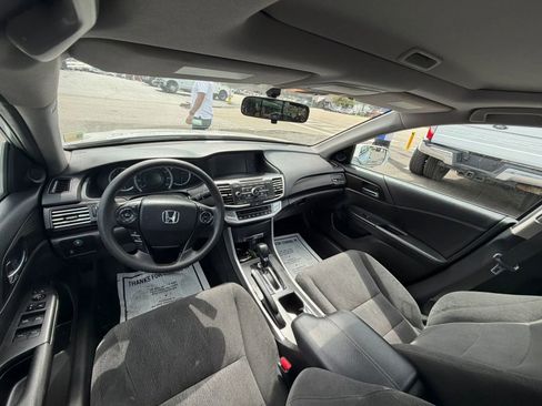 Used 2015 Honda Accord EX image 18