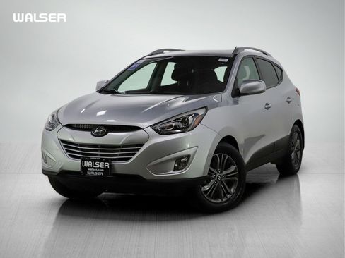 Used 2015 Hyundai Tucson SE image 1