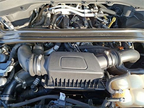 Used 2022 Ford Explorer Platinum w/ Equipment Group 601A image 29