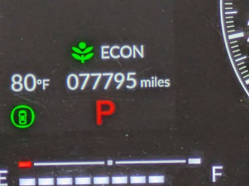 Used 2023 Honda Civic Sport image 27