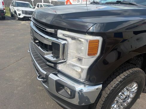 Used 2022 Ford F350 XLT w/ XLT Premium Package AWD/4WD image 17