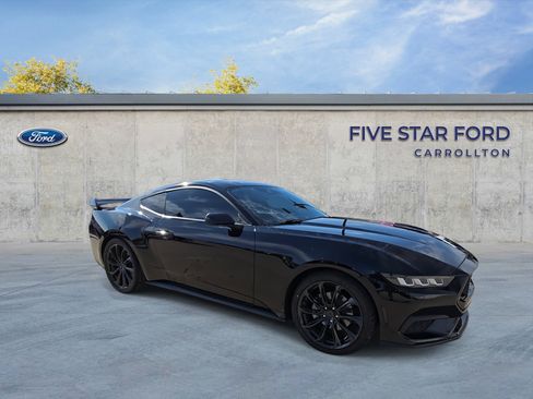 Certified 2024 Ford Mustang Coupe image 2