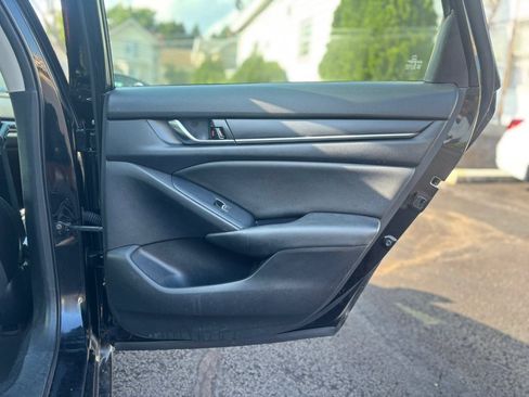 Used 2020 Honda Accord LX image 14