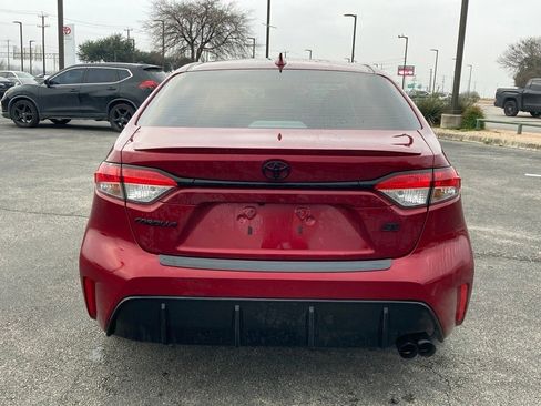 Certified 2024 Toyota Corolla SE image 6