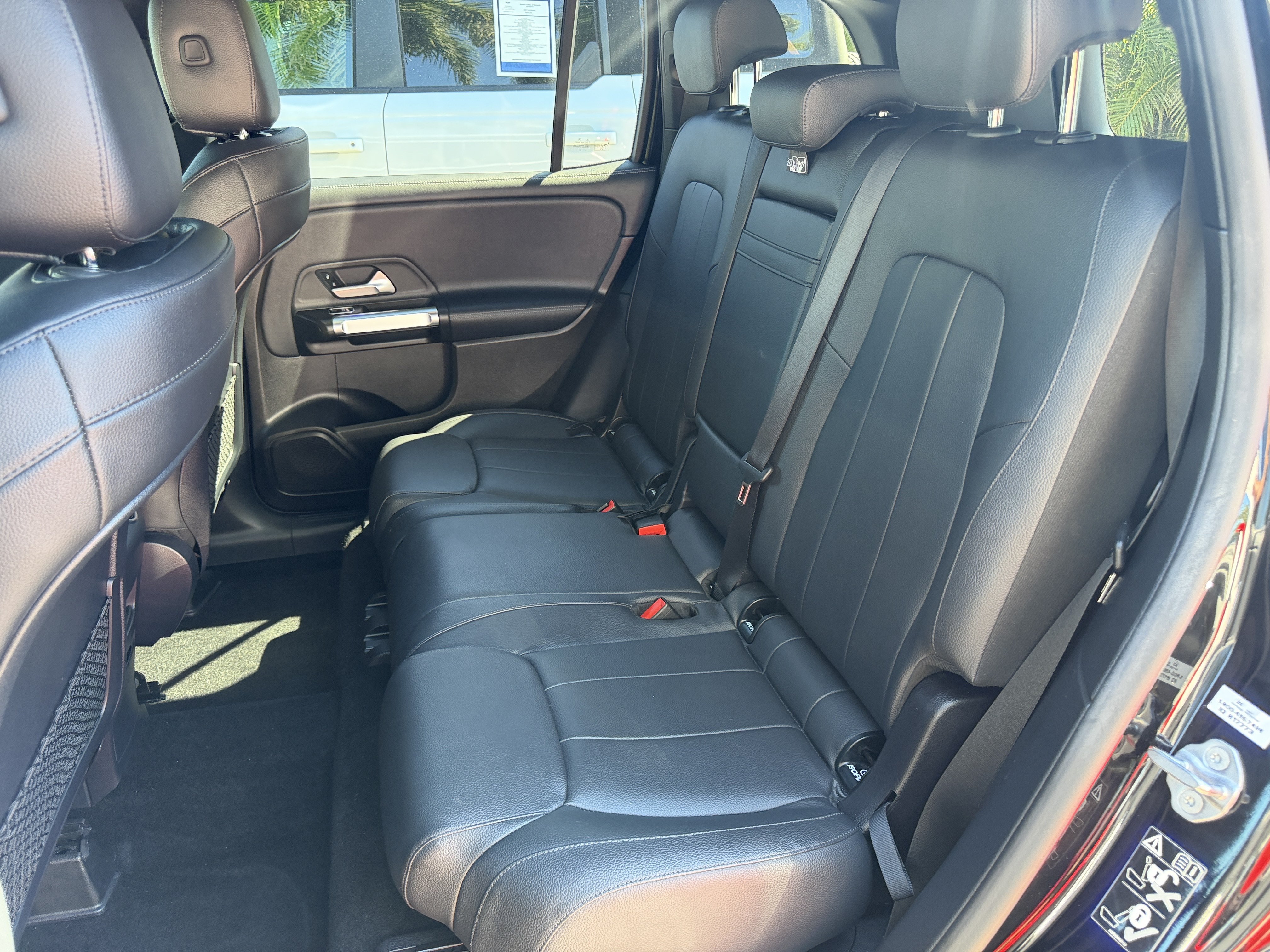 Used 2020 Mercedes-Benz GLB 250 image 19
