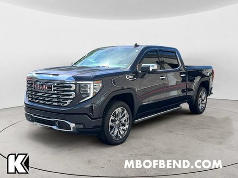 Used 2024 GMC Sierra 1500 Denali w/ Denali Reserve Package AWD/4WD image 1