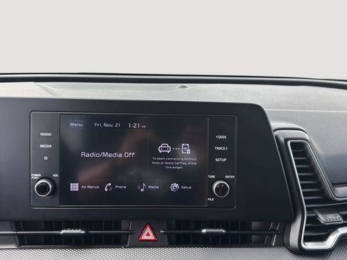 Used 2023 Kia Sportage LX image 14