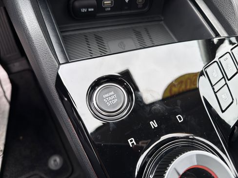 Used 2025 Kia Sportage SX Prestige image 24