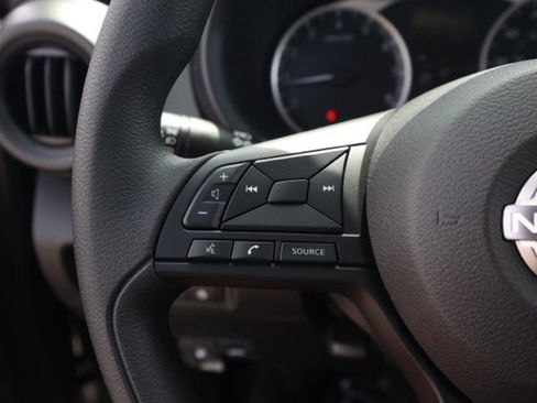 New 2025 Nissan Kicks Play S image 26