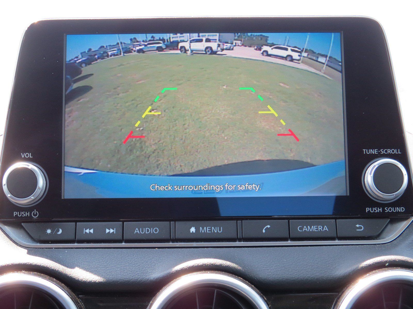 Used 2025 Nissan Sentra SV FWD image 21