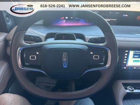 Used 2026 Lincoln Navigator Black Label AWD/4WD image 19